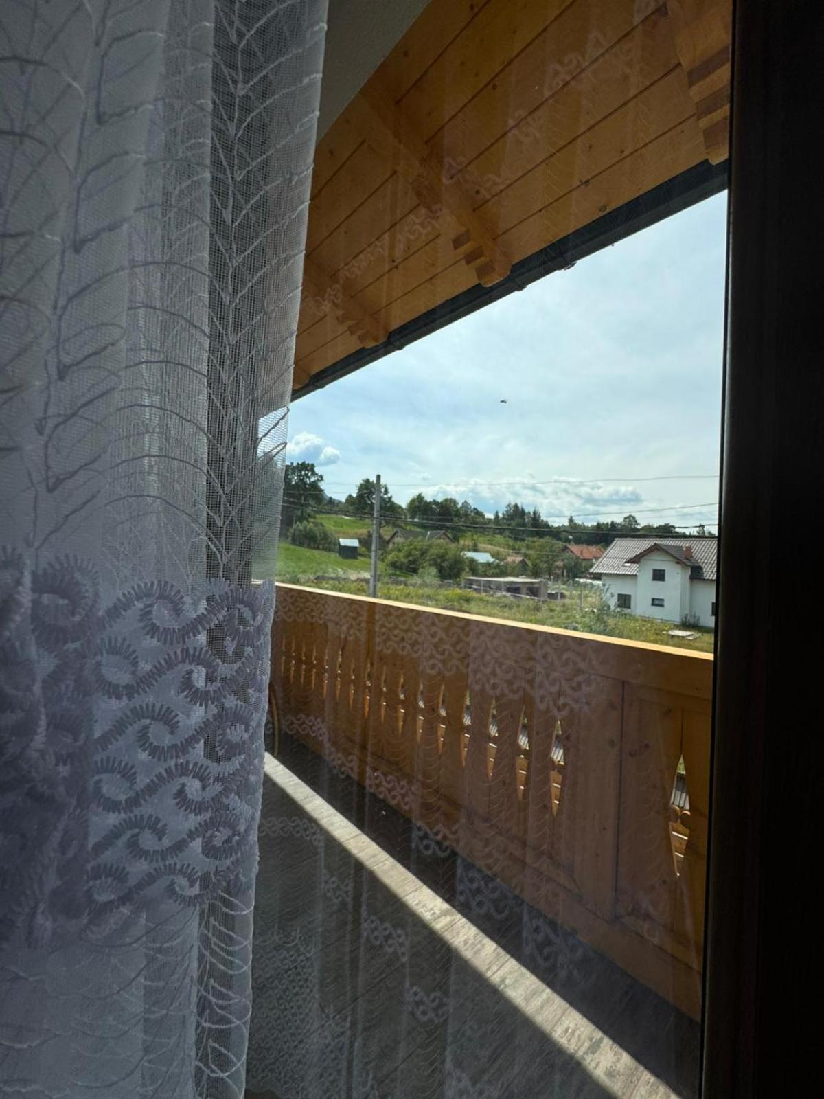 Hotel Popasul Din Vale à Moisei Extérieur photo